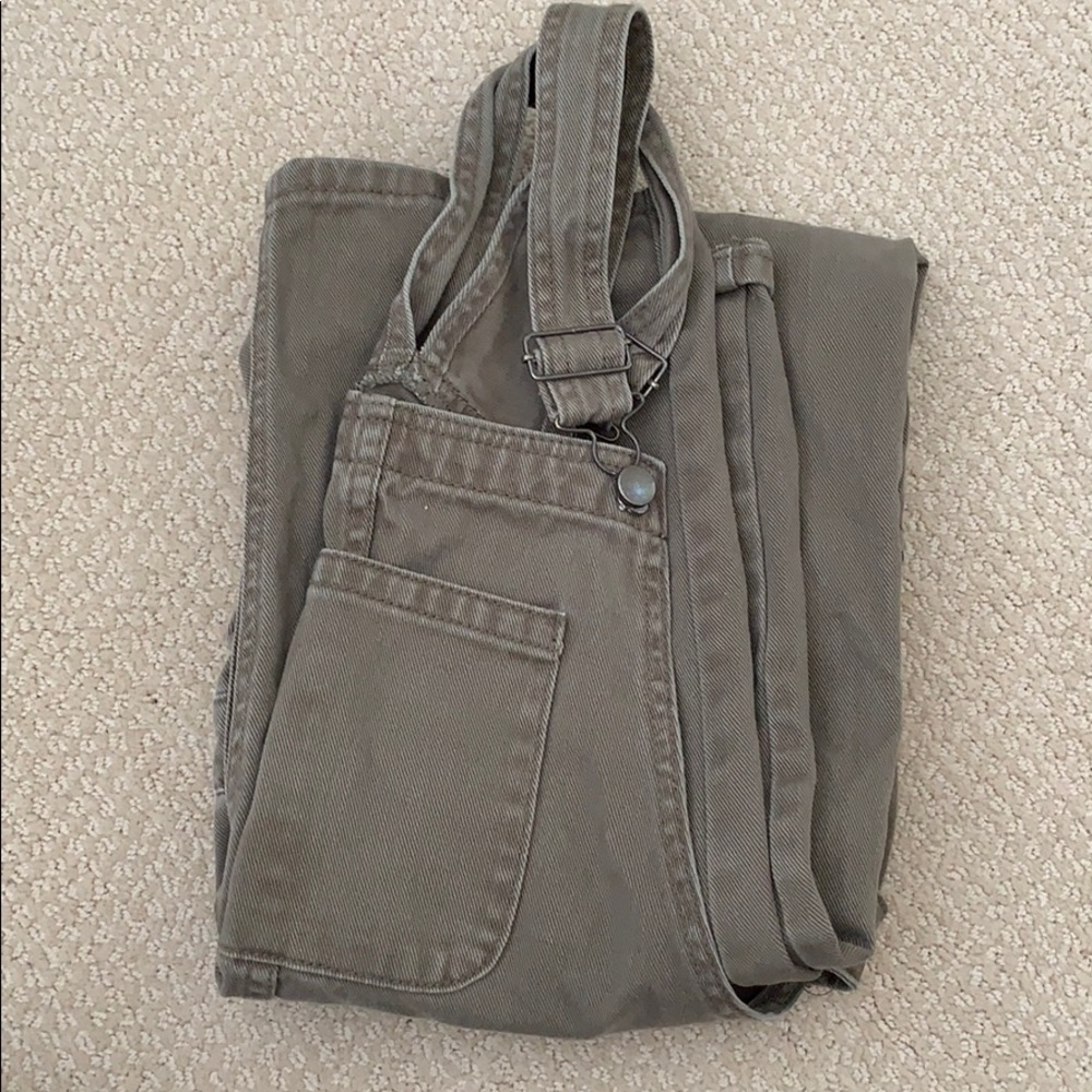 Maternity overalls